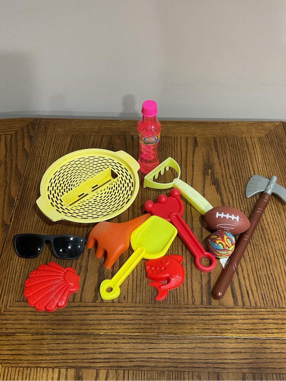 Kids Beach Sand Toy Set: Sun glasses, Yellow & Red Shovels, Rakes & Sieve